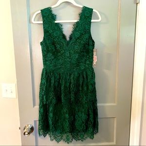 Gianni Bini emerald lace cocktail dress